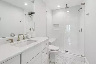 28 Aberdeen Ct, Bannockburn, IL 60015 - Photo 36