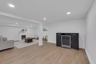 5837 N Marmora Ave, Chicago, IL 60646 - Photo 30