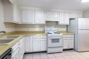 13200 W Heiden Cir, Lake Bluff, IL 60044 - Photo 6