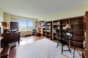 7033 N Kedzie Ave, Chicago, IL 60645 - Photo 16