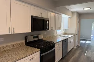 26146 W Blackhawk Ave, Ingleside, IL 60041 - Photo 6