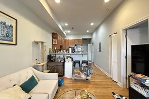 1406 W Superior St, Chicago, IL 60642 - Photo 10