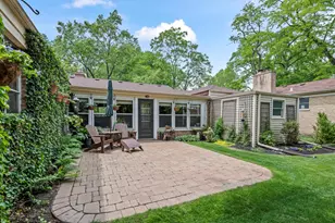 215 N Lincoln Ln, Arlington Heights, IL 60004 - Photo 16