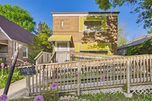 10009 S Emerald Ave, Chicago, IL 60628 - Photo 1