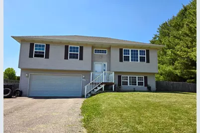 1020 Heritage Court, Hebron, IL 60034 - Photo 1