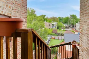 1243 W Ardmore Ave, Chicago, IL 60660 - Photo 12