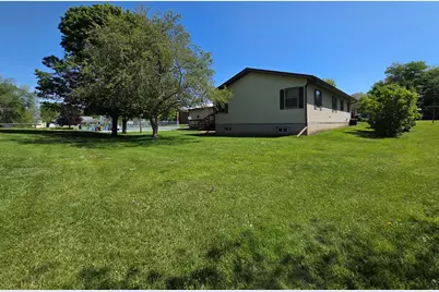 505 NW 5th Avenue, Aledo, IL 61231 - Photo 28