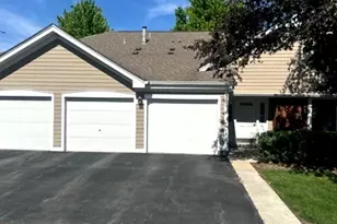 380 Heather Ct, Schaumburg, IL 60193 - Photo 1