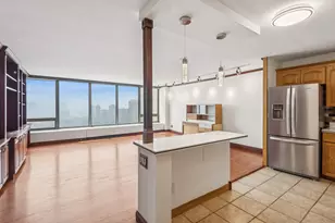 2800 N Lake Shore Dr, Chicago, IL 60657 - Photo 4
