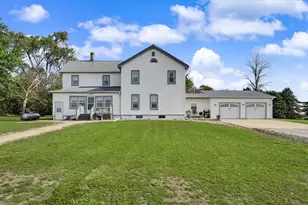 981 N 1200E Rd, Melvin, IL 60952 - Photo 2