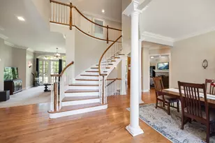 7508 Forest Oak Dr, McHenry, IL 60050 - Photo 2