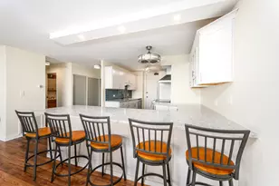 5855 N Sheridan Rd, Chicago, IL 60660 - Photo 8