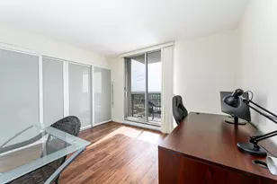 5855 N Sheridan Rd, Chicago, IL 60660 - Photo 18
