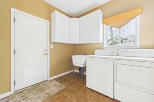 7486 Abbey Rd, Gurnee, IL 60031 - Photo 16
