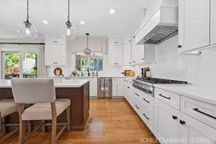 616 E Willow Ave, Wheaton, IL 60187 - Photo 8