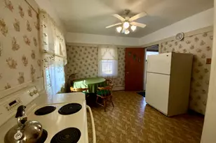 403 Rhodes Ave, Big Rock, IL 60511 - Photo 8