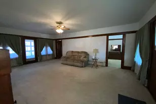 403 Rhodes Ave, Big Rock, IL 60511 - Photo 4