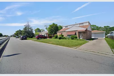 10912 S Pulaski Road, Oak Lawn, IL 60453 - Photo 2