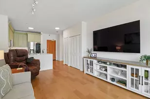 600 N Kingsbury St, Chicago, IL 60610 - Photo 6