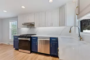 1613 Jones St, Joliet, IL 60435 - Photo 6