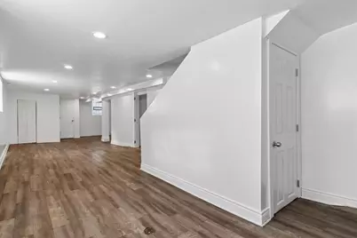 9913 S Parnell Avenue, Chicago, IL 60628 - Photo 22