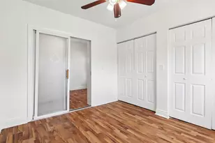 9913 S Parnell Ave, Chicago, IL 60628 - Photo 10