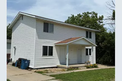 205 E Logan Street, Atlanta, IL 61723 - Photo 2