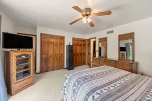 11S669 Schillinger Dr, Naperville, IL 60564 - Photo 18