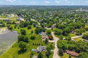 11S669 Schillinger Dr, Naperville, IL 60564 - Photo 44
