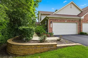 779 Stonewall Ct, Schaumburg, IL 60173 - Photo 2