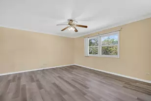 1485 Westbury Dr, Hoffman Estates, IL 60192 - Photo 8