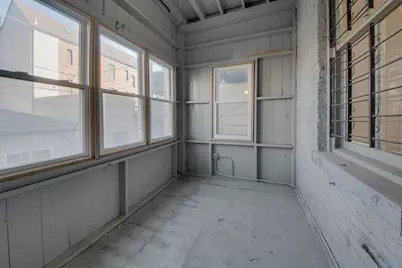 2335 N Oakley Avenue #2, Chicago, IL 60647 - Photo 10