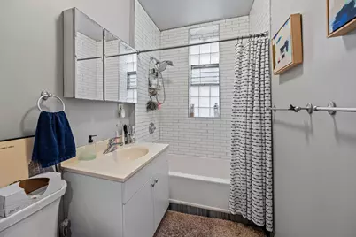 2335 N Oakley Avenue #2, Chicago, IL 60647 - Photo 6