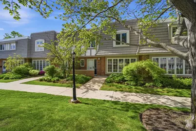 1490 Avignon Court, Highland Park, IL 60035 - Photo 1