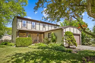 652 Cherry Valley Rd, Vernon Hills, IL 60061 - Photo 1