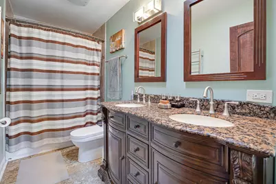 652 Cherry Valley Road, Vernon Hills, IL 60061 - Photo 16