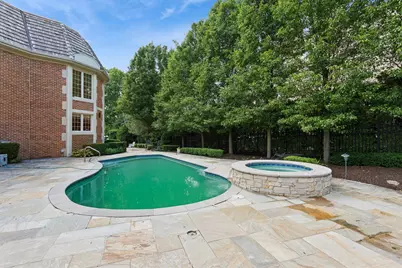 1901 Midwest Club Parkway, Oak Brook, IL 60523 - Photo 4
