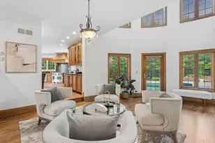1901 Midwest Club Pkwy, Oak Brook, IL 60523 - Photo 18