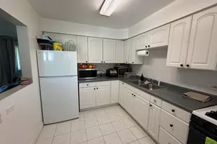 1605 Monroe St, Evanston, IL 60202 - Photo 2