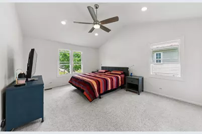 313 Richmond Lane, Vernon Hills, IL 60061 - Photo 12