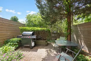 1501 Topp Ln, Glenview, IL 60025 - Photo 22