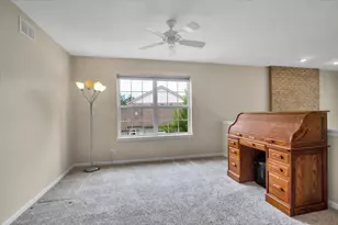 2049 Cabrillo Ln, Hoffman Estates, IL 60192 - Photo 22
