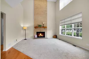 2049 Cabrillo Ln, Hoffman Estates, IL 60192 - Photo 10