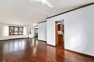 887 Braintree Ln, Bartlett, IL 60103 - Photo 6