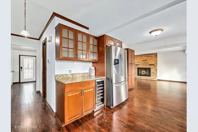 887 Braintree Lane, Bartlett, IL 60103 - Photo 8