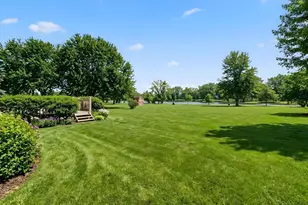 887 Braintree Ln, Bartlett, IL 60103 - Photo 26