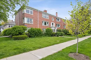 2221 Central St, Evanston, IL 60201 - Photo 2