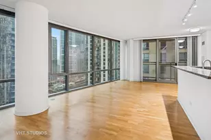 450 E Waterside Dr, Chicago, IL 60601 - Photo 8