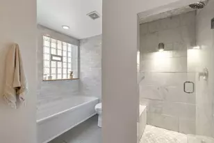 5055 N Winchester Ave, Chicago, IL 60640 - Photo 14