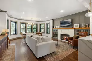 5055 N Winchester Ave, Chicago, IL 60640 - Photo 2